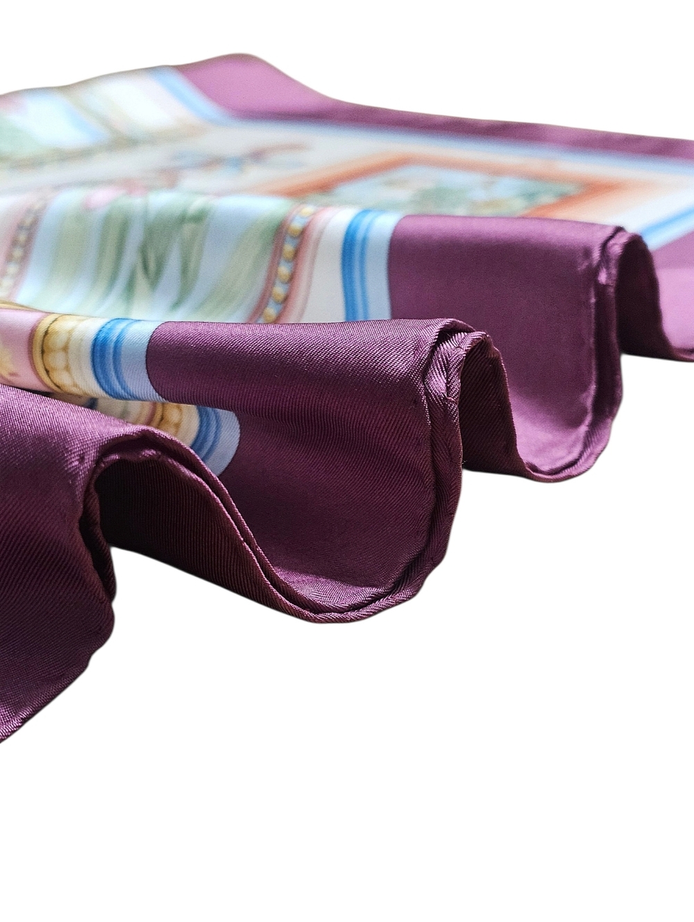 GUCCI SCARF - Picture 10 of 16